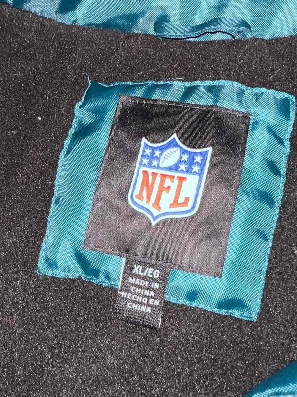 Eagles Jacket - Picture 3 of 7
